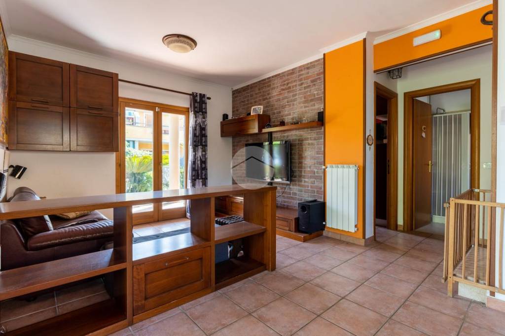 Villa Bifamiliare in vendita ad Anzio via Di Valle Schioia, 129
