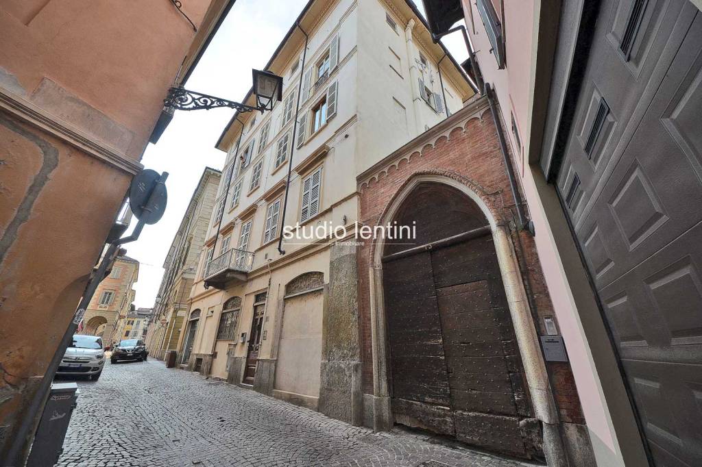 Appartamento in vendita a Casale Monferrato via Sant'Evasio