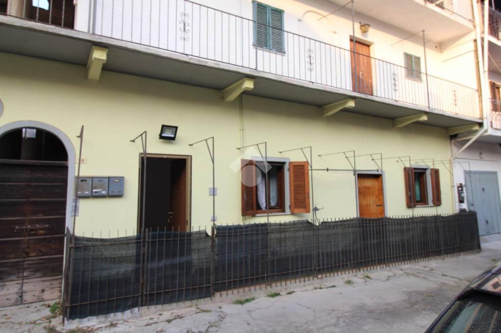 Appartamento in vendita a Pombia via roma, 15