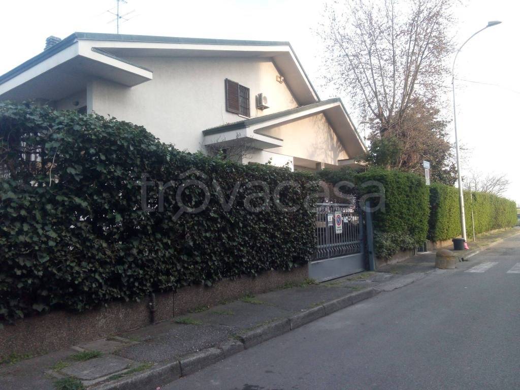 Villa in in vendita da privato a Pantigliate via Solferino, 4