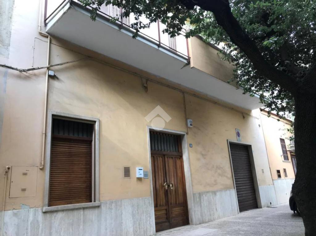Intero Stabile in vendita a Cerignola zona Pavoncelli