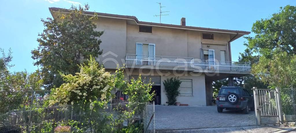 Casa Indipendente in vendita a Montappone giacomo Brodolini, 1