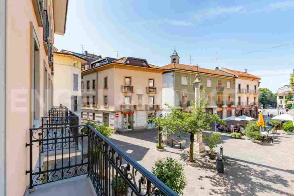 Appartamento in vendita a Saronno via Portici, 23