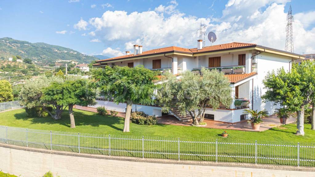 Villa Bifamiliare in vendita a Castiglione Cosentino sp229