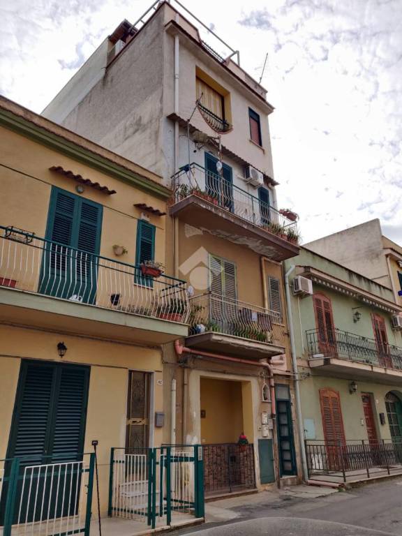 Appartamento in vendita a Palermo via Falsomiele, 82