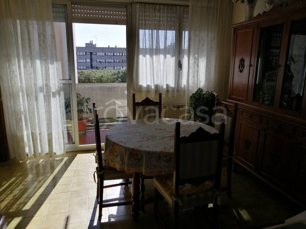 Appartamento in vendita a Roma via Clemente Rebora