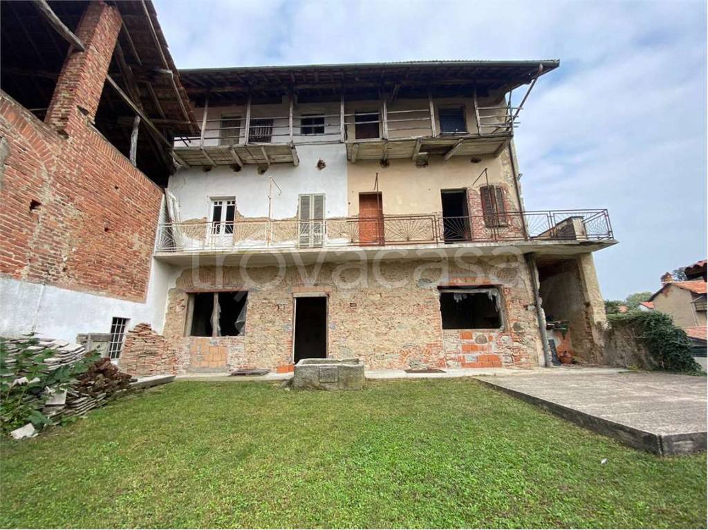 Casa Indipendente in vendita a Gattico-Veruno roma , 4 d