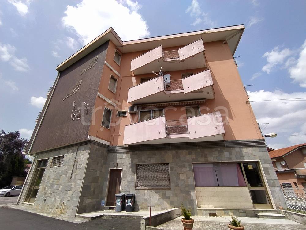 Appartamento in vendita a Serralunga di Crea vicolo Giovanni xxiii, 1