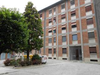 Appartamento in affitto a cremona via ferruccio ghinaglia, 75