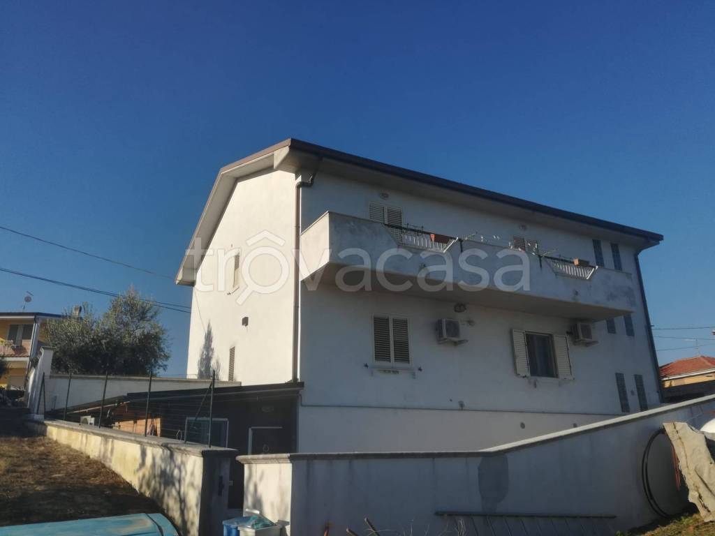 Appartamento in in vendita da privato a San Giovanni Teatino via Dragonara