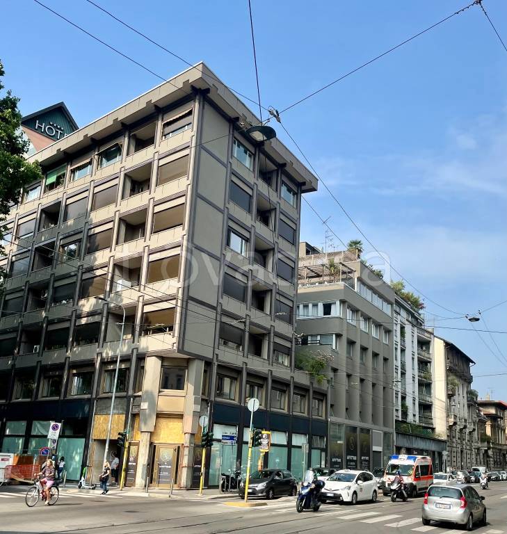 Appartamento in vendita a Milano corso Vercelli