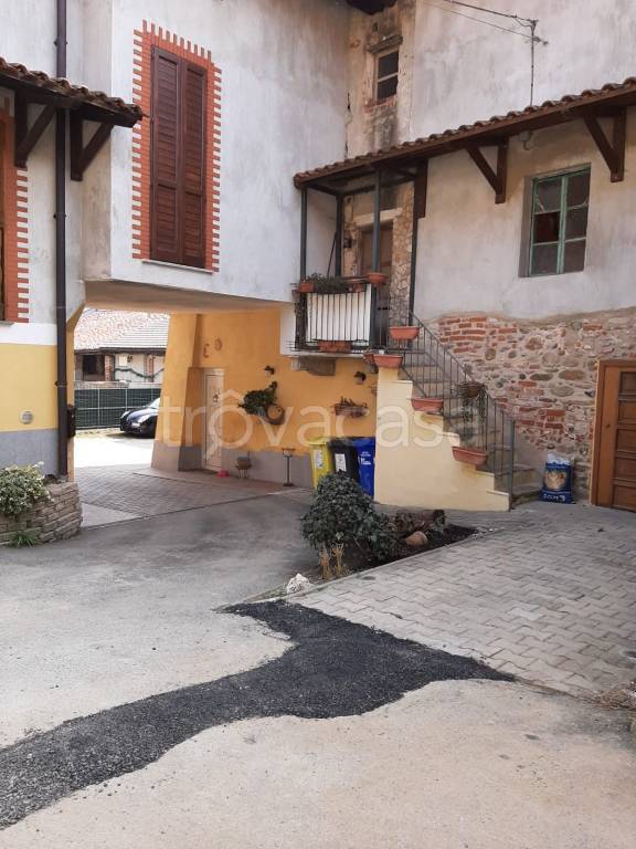 Villa in in vendita da privato a Front via Giuseppe De Stefanis, 113