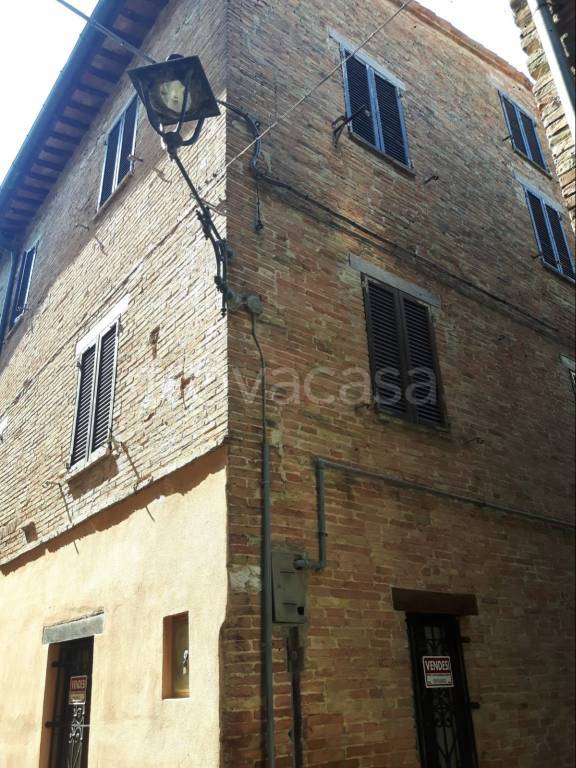 Casa Indipendente in in vendita da privato a Cerreto d'Esi via Francesco Morea, 3