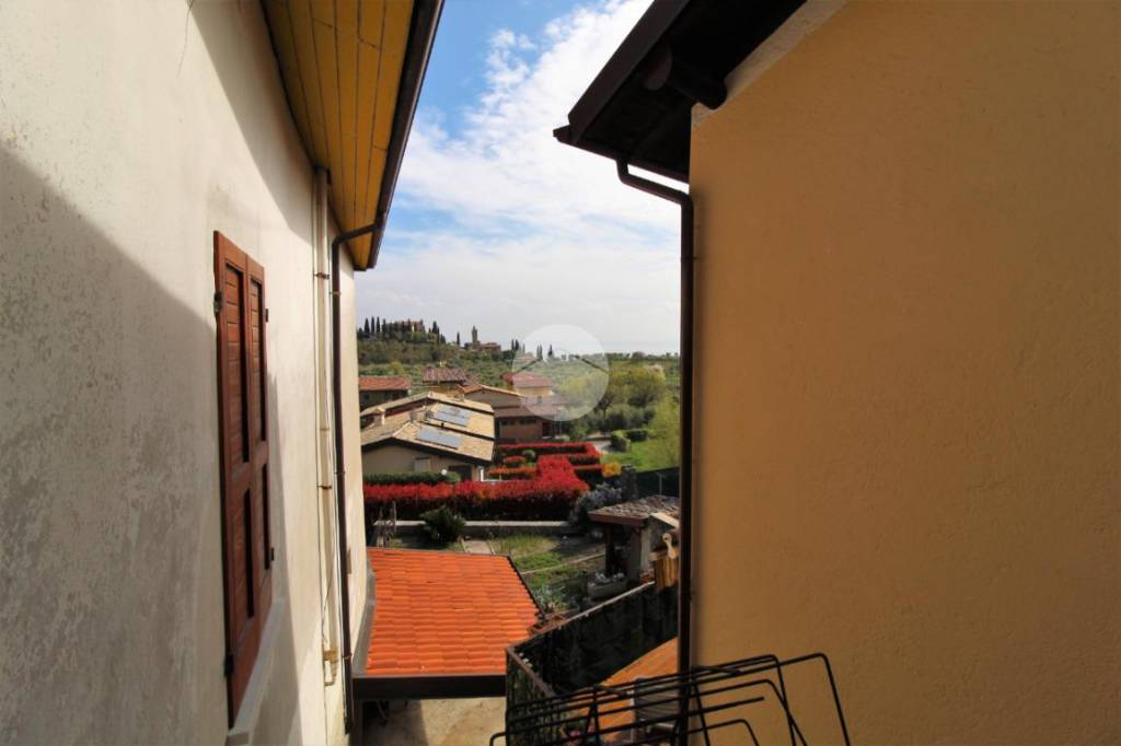 Casa Indipendente in vendita a Toscolano-Maderno via Raffaello, 15