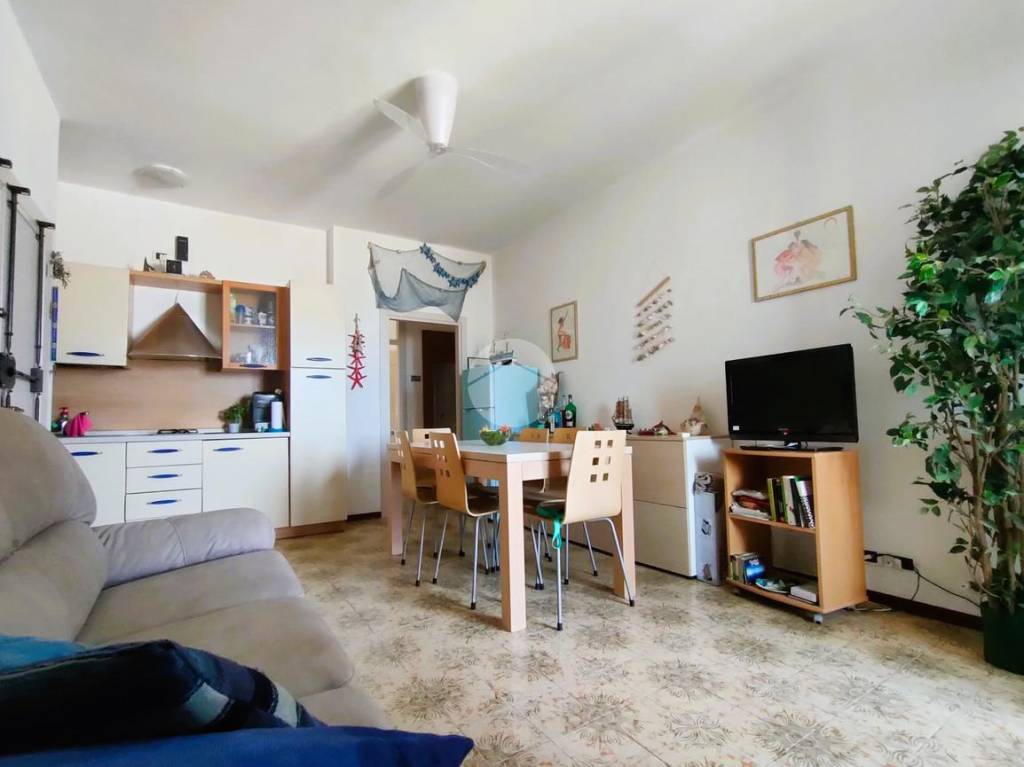 Appartamento in vendita a Rimini viale Giuliano Dati, 84