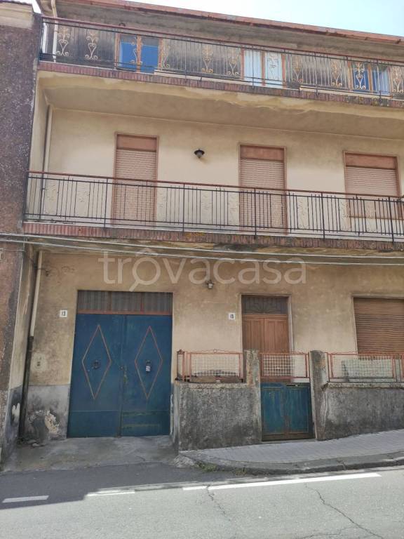 Casa Indipendente in in vendita da privato a San Pietro Clarenza via Umberto, 13