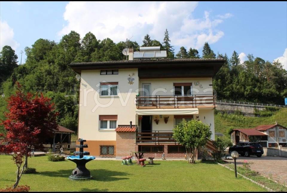 Villa in in vendita da privato a Socchieve via Guglielmo Marconi