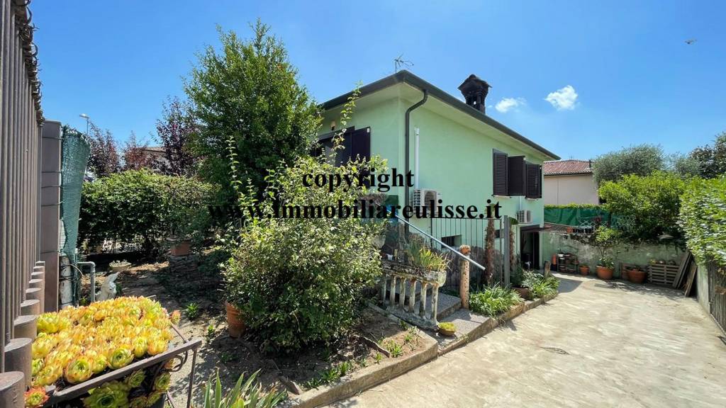 Villa in vendita a Misano di Gera d'Adda via Giacomo Leopardi