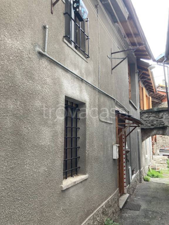 Casa Indipendente in vendita a Gravere via Santa Croce, 13