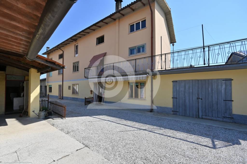 Villa in vendita a Pozzuolo del Friuli