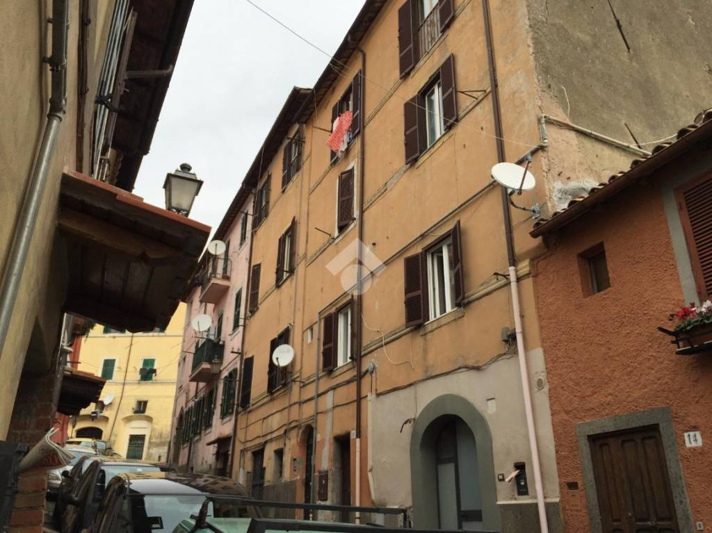 Appartamento in vendita a Genzano di Roma via Previtali, 20