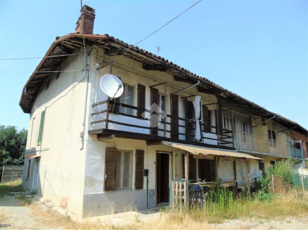 Casa Indipendente in vendita a San Sebastiano da Po via Brichetto, 2