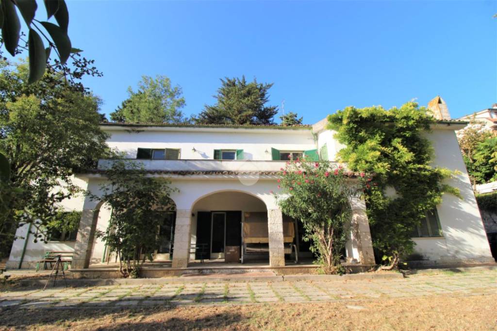 Villa in vendita a Colli del Tronto villa Singola Via IV Novembre, 37