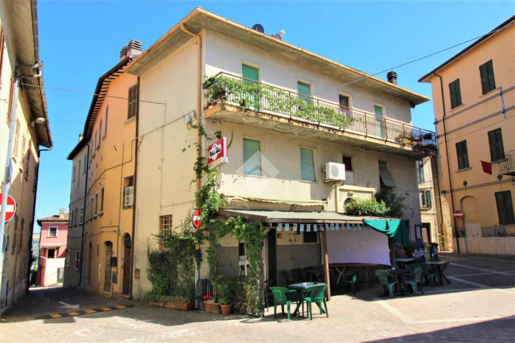 Casa Indipendente in vendita a Colli del Tronto casa Indipendente Piazza Garibaldi, 6
