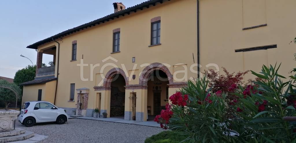 Villa in vendita a Marzano via Milano