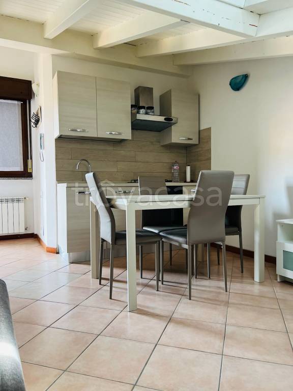 Appartamento in vendita a Sant'Angelo Lodigiano via Camillo Benso di Cavour, 84