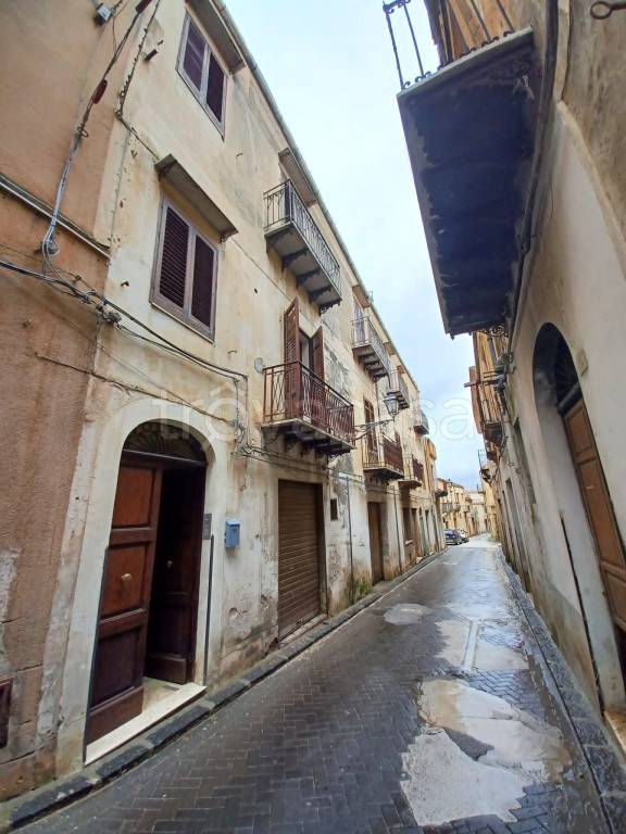 Appartamento in vendita a Sambuca di Sicilia via Roma