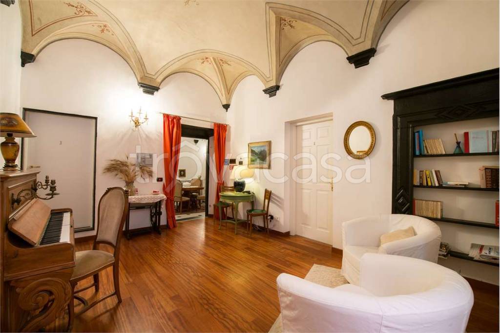 Appartamento in vendita ad Albenga via Gian Maria Oddo, 5