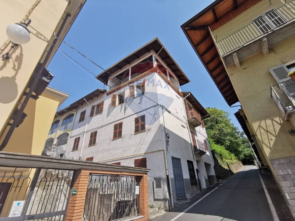 Casa Indipendente in vendita a Valle San Nicolao via Chiesa, 10
