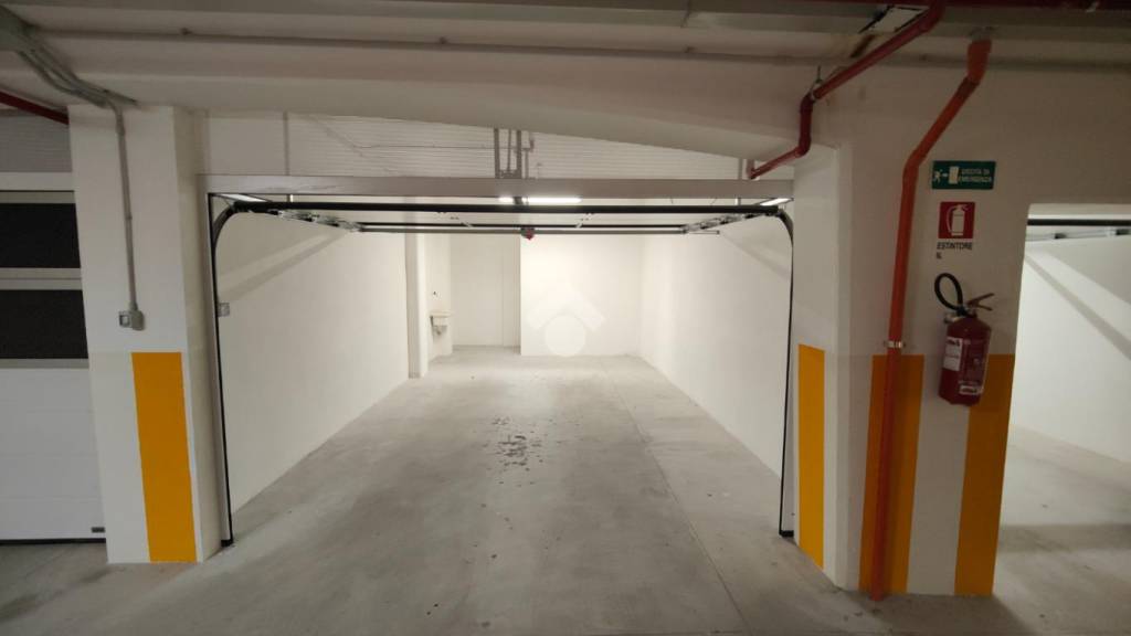 Garage in vendita ad Ascoli Piceno via dei sabini, 21
