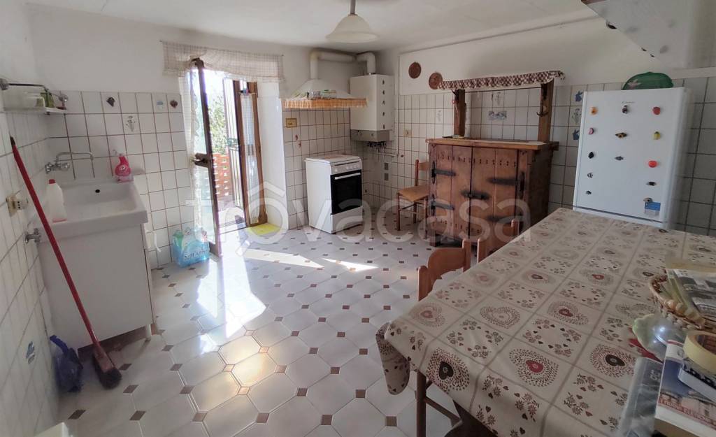 Casa Indipendente in vendita a Parodi Ligure via Cadegualchi