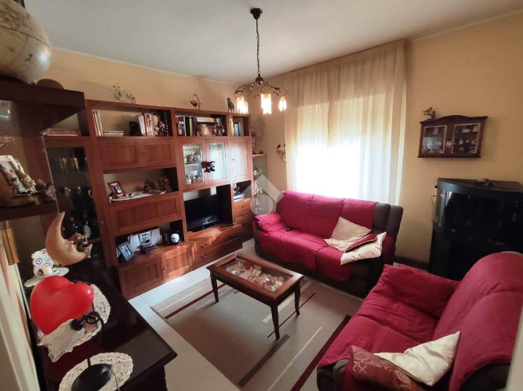 Appartamento in vendita a Belgioioso via Ghinaglia, 2