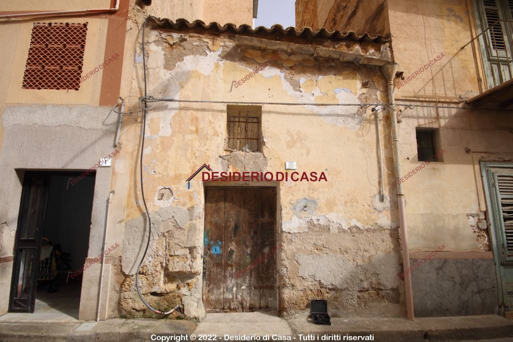 Casa Indipendente in vendita a Bagheria via Sutera, 3