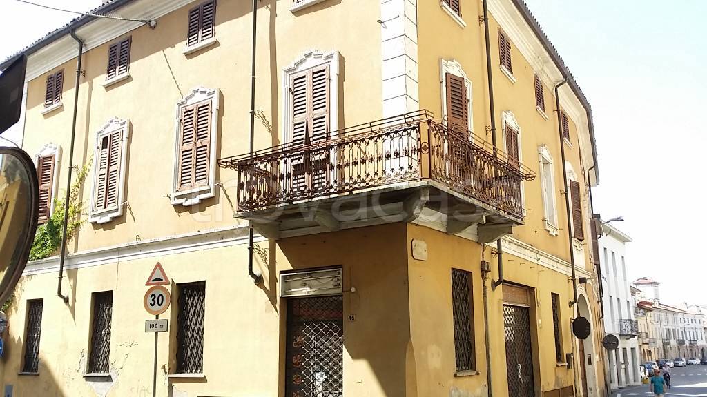 Intero Stabile in vendita a Castelnuovo Scrivia via Roma