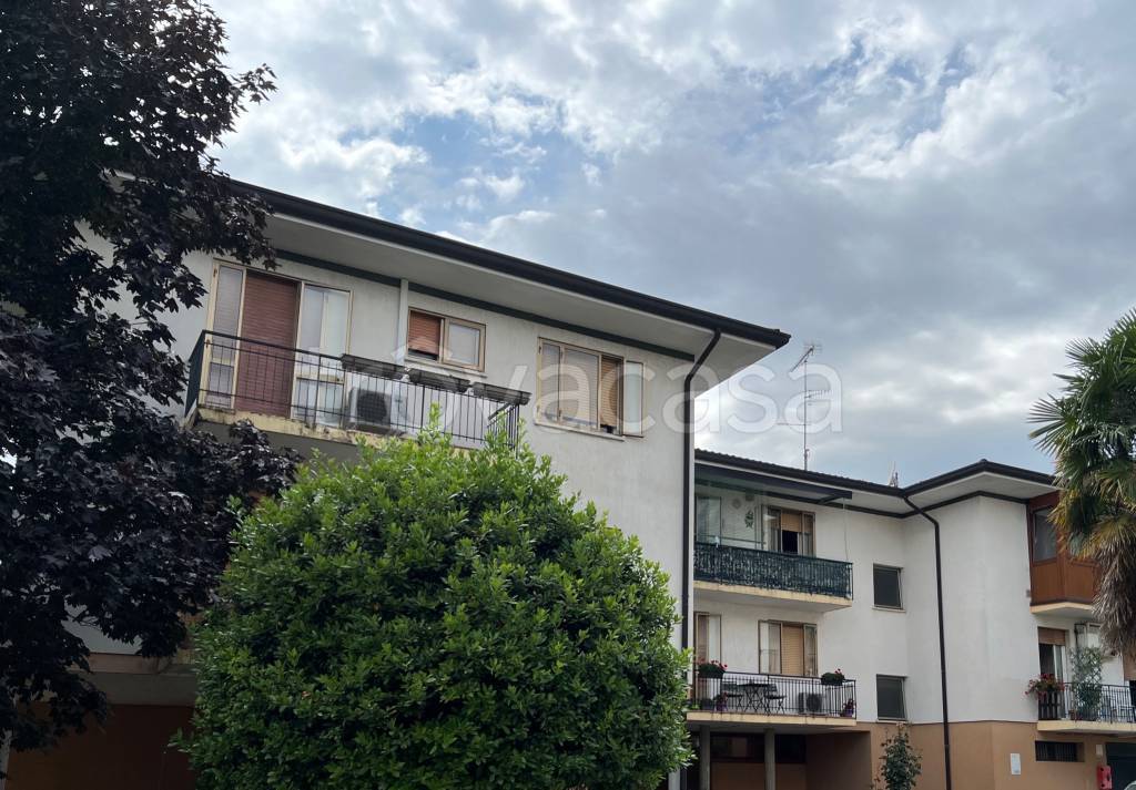 Appartamento in vendita a Udine via Valeggio