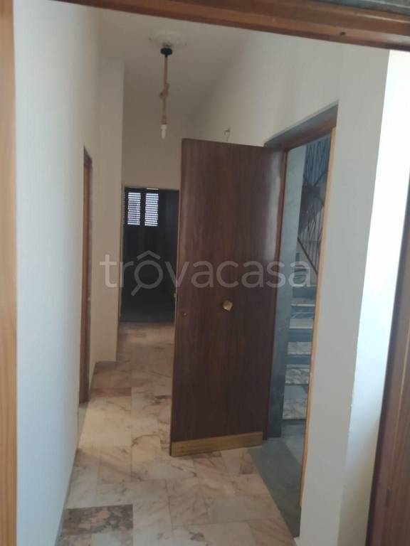 Appartamento in in vendita da privato a Canosa di Puglia via Giovanni Duprè, 11