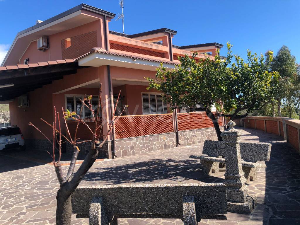 Villa in vendita a Roccella Ionica contrada Calcinara