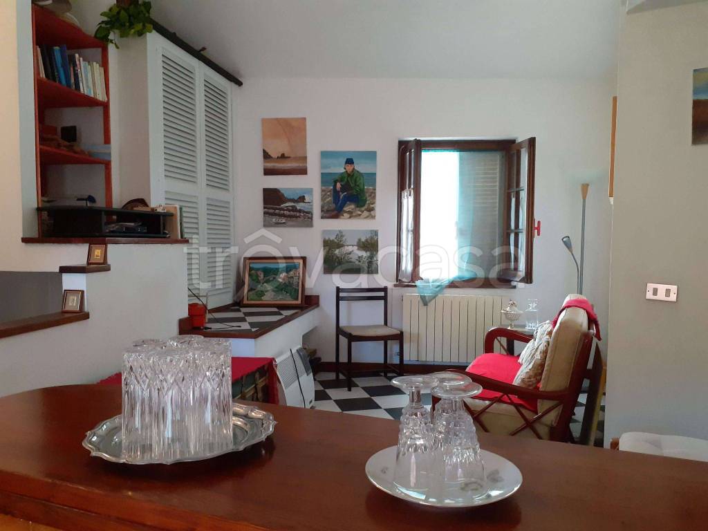 Casa Indipendente in in vendita da privato a Varese Ligure località Codivara