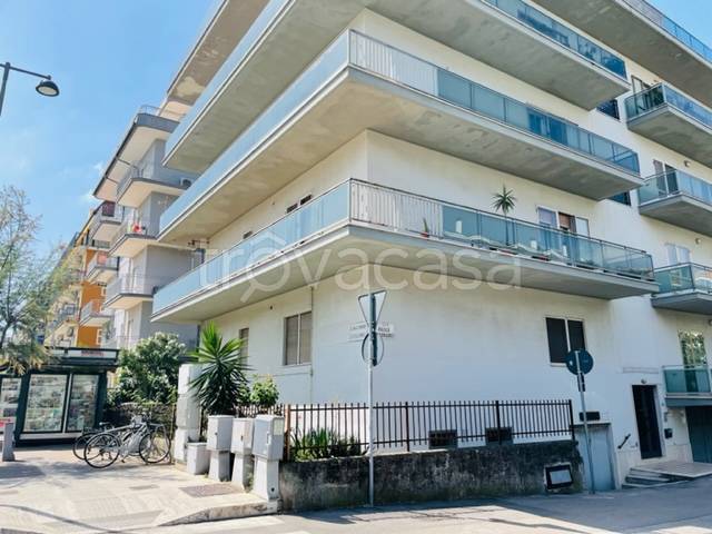 Appartamento in vendita a Pescara via Felice Barnabei