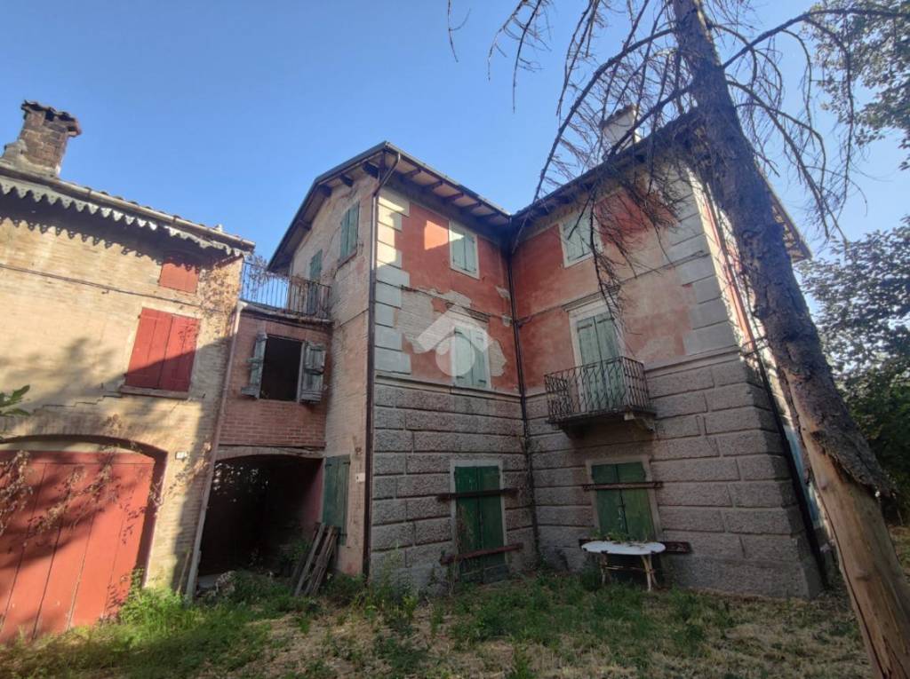 Villa in vendita a Sassuolo via san michele