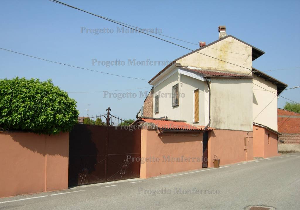 Casa Indipendente in vendita a Motta de' Conti via Guglielmo Marconi, 52