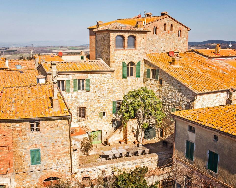 Casa Indipendente in vendita a Montalcino via del Castello, 131