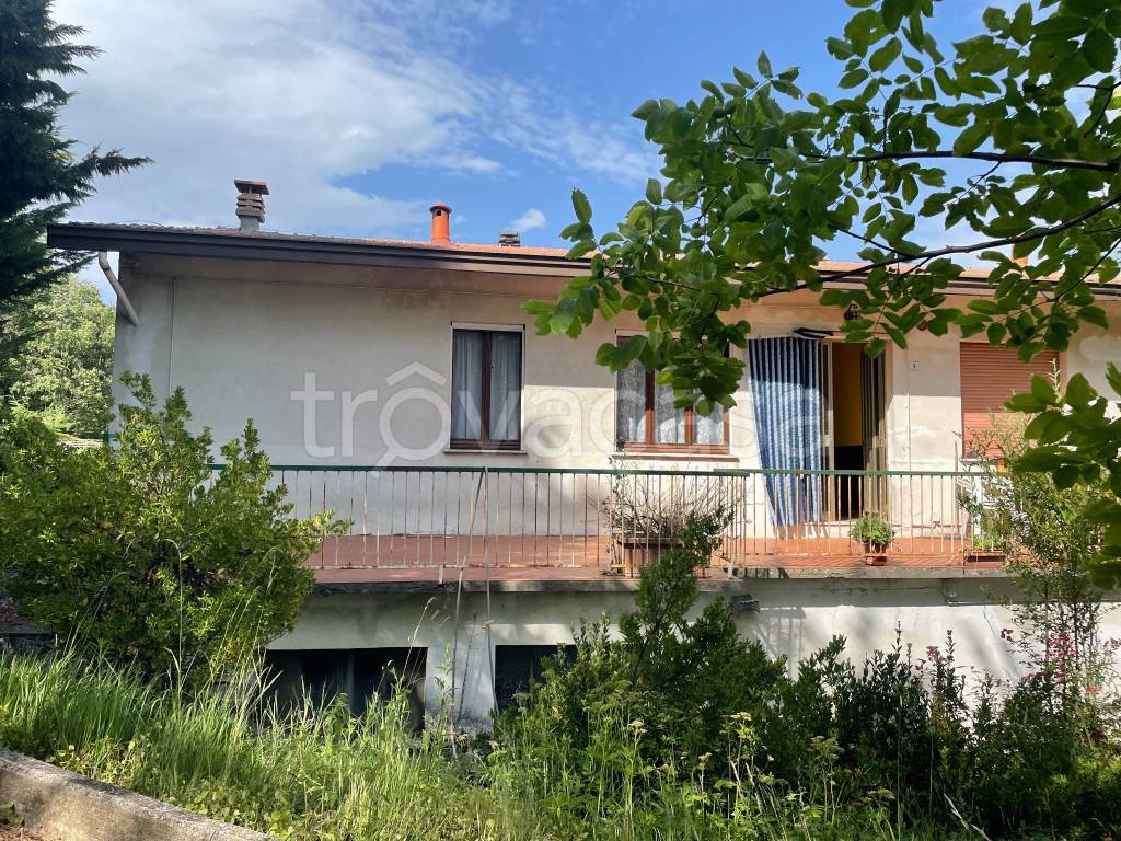 Villa Bifamiliare in vendita a Morfasso località Case Ruggeri