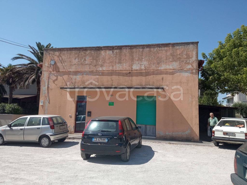 Capannone Industriale in in vendita da privato a Fano strada Nazionale Adriatica Sud, 244
