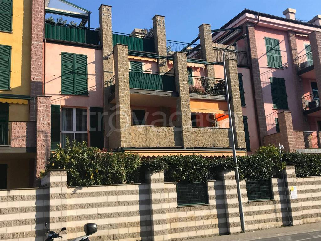 Appartamento in in affitto da privato a Sestri Levante via Vincenzo Fascie, 79