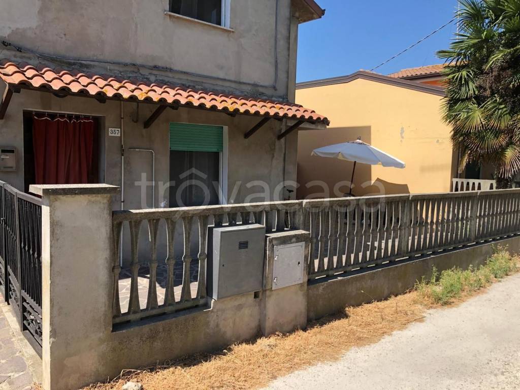 Villa Bifamiliare in in vendita da privato a Codigoro via Felice Cavallotti, 357
